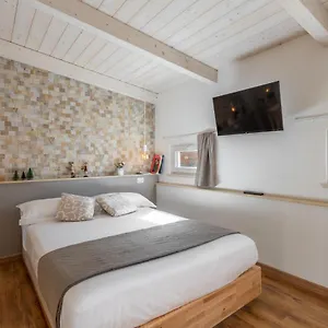 Ferienhaus Loft 35 - Private Parking, Quartu SantʼElena